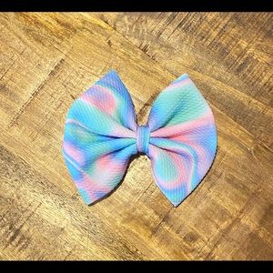 Water color hair bow